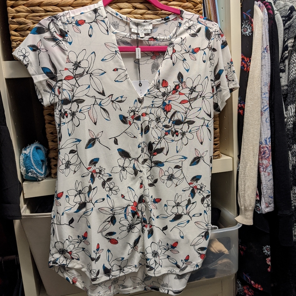 Anatomie short sleeve floral top